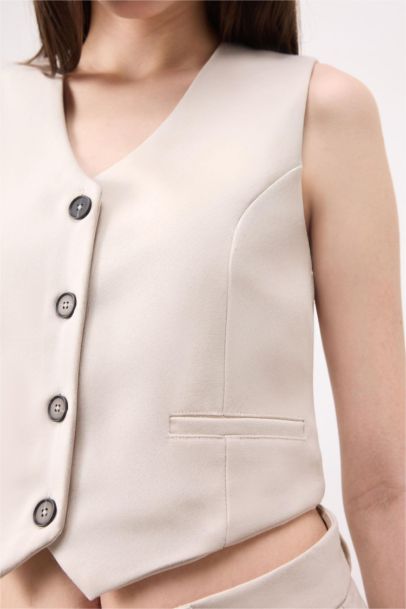 يلك بليزر بأزرار بياخة V