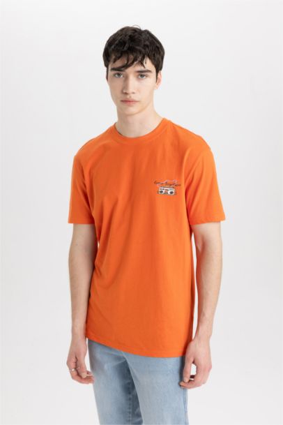 Regular Fit Crew Neck Printed T-Shirt