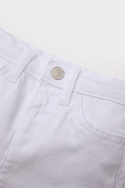 Beyaz Jean Şort Erkek Bebek