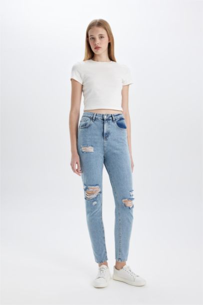 Pantalon Mom Jean Délavé Taille Haute avec Détail Déchiré