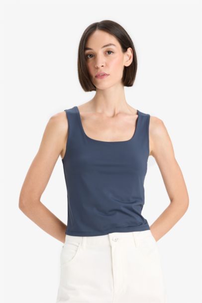 كيمونه سادة بيزك سليم فيت بياخة مربعة