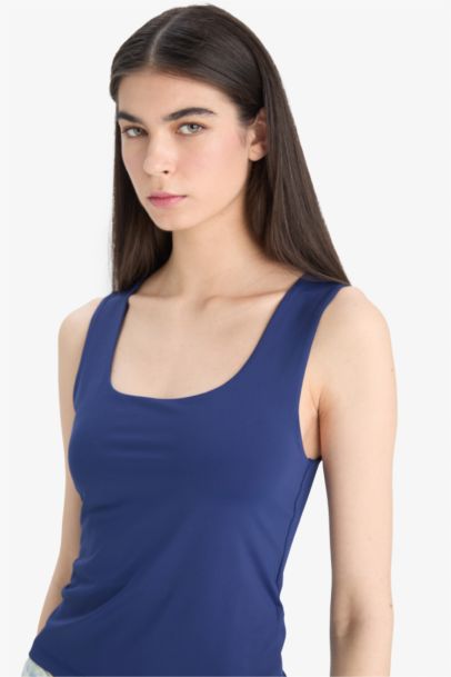 Slim Fit Basic Square Collar Sleeveless Tank Top