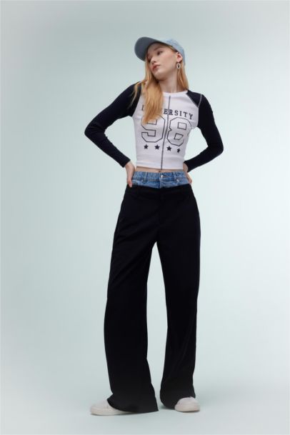 Wide Leg Fit High Waist Jeans
