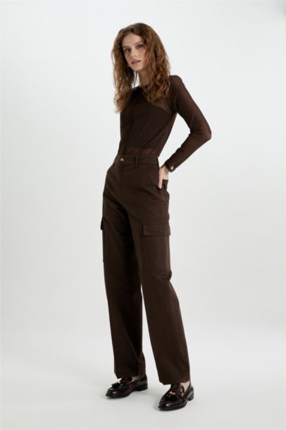 Slim Fit Dar Kesim Bisiklet Yaka Tül Uzun Kollu Tişört