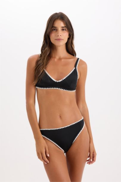 كلوت بكيني مطرز قصة عادية من Fall in Love