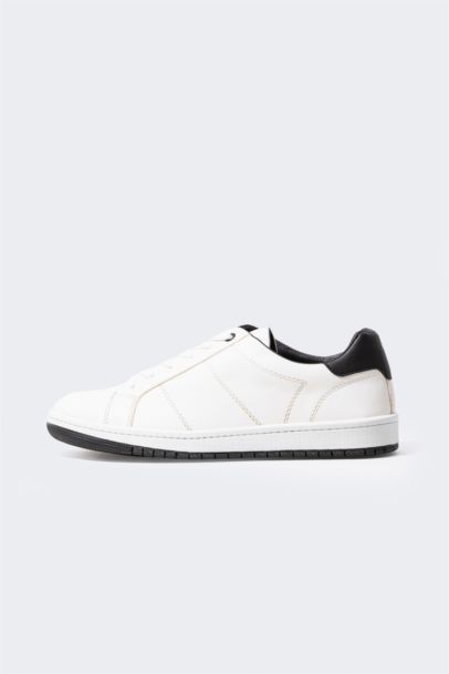 Man Faux Leather Flat Sole Sneakers