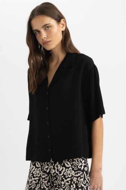 Boxy Fit Ceket Yaka Kısa Kollu Siyah Gömlek