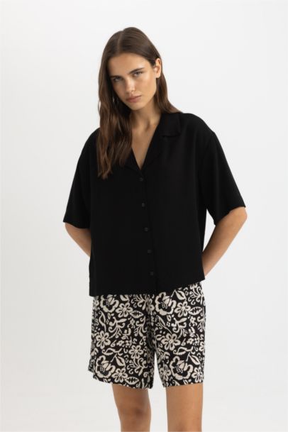 Boxy Fit Ceket Yaka Kısa Kollu Siyah Gömlek