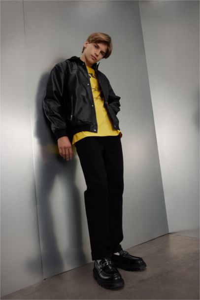 بنطلون جينز اولادي قصة مستقيمة ورجل عادية