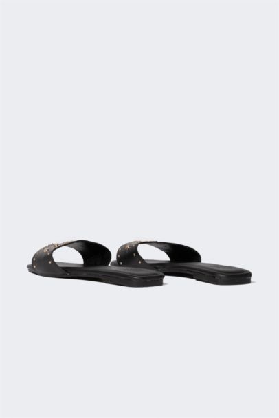 Woman Flat Sole Single Strap Faux Leather Slippers