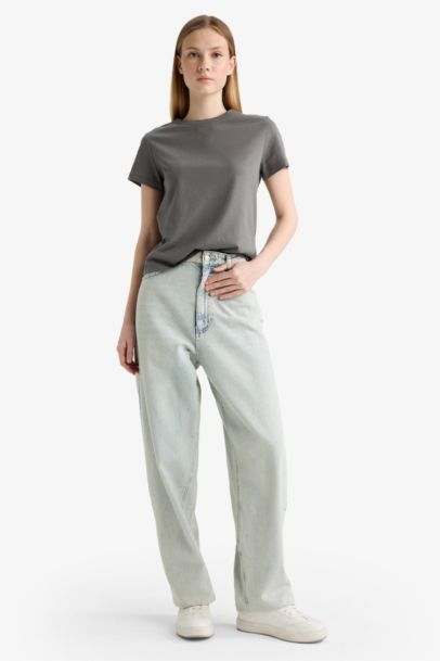 Woman Short Sleeve T-Shirt