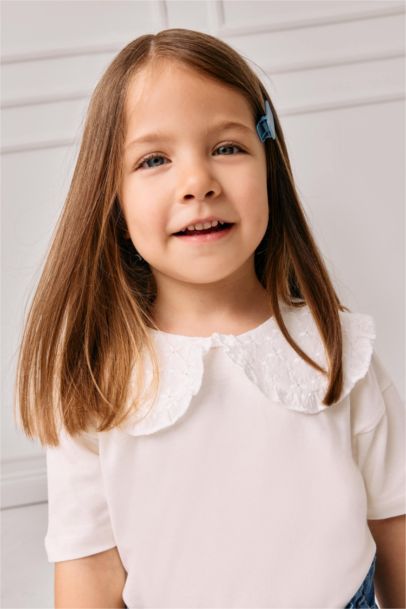 T-shirt à manches courtes avec col en dentelle pour bébé fille