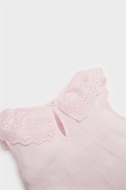 ديباردور قصة عادية بدون كم بياقة بالدانتيل