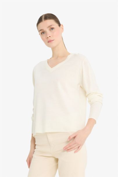 Relax Fit V-Neck Pullover