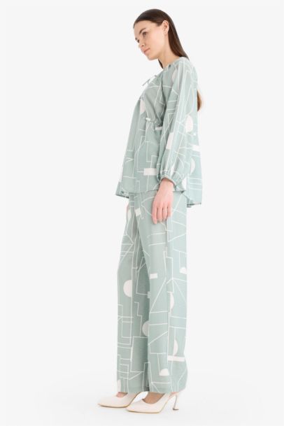 Pantalon large imprimé à coupe confortable