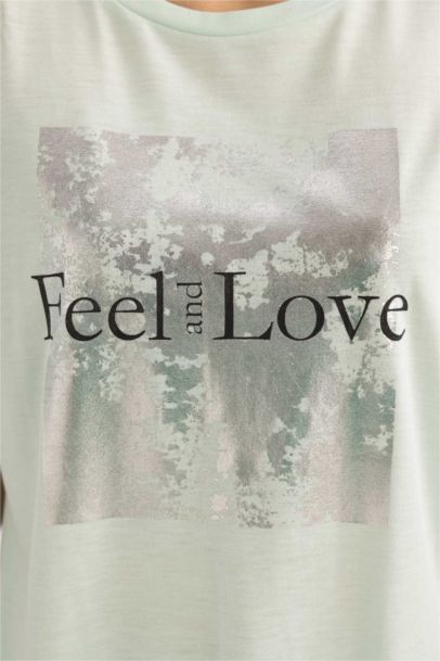 تيشيرت نص كم قطن قصة عادية مطبوع