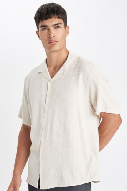 Рубашка свободного кроя с коротким рукавом