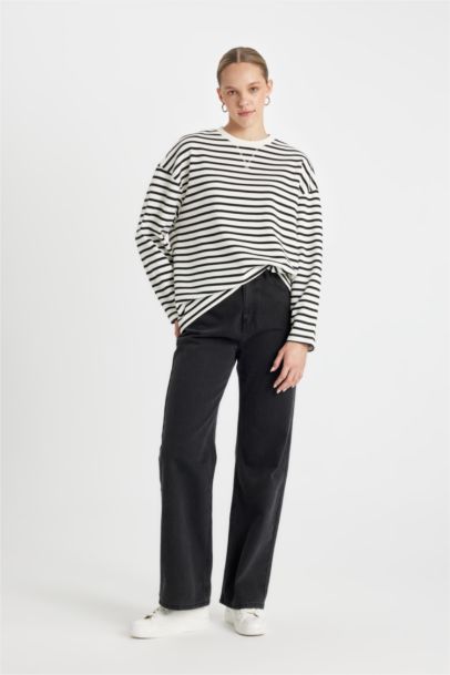 Oversize Fit Crew Neck Striped Thick Fabric Basic T-Shirt