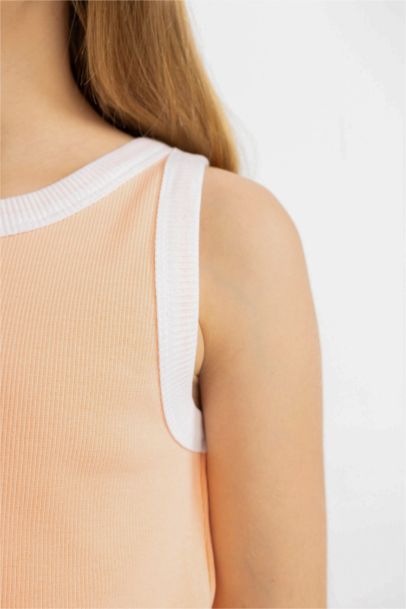 Girl Crew Neck Crop Top