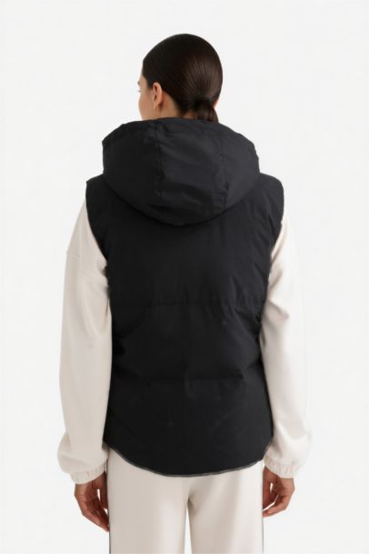 DeFactoFit Water Repellent Regular Fit Vest