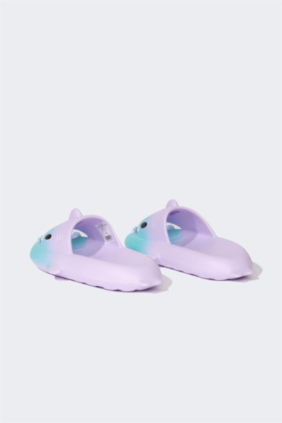 شبشب إيفا بكعب مسطح بشريط مفرد