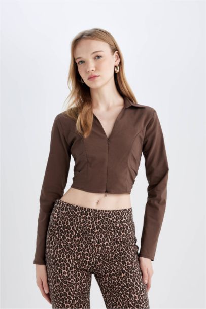 Fitted Shirt Collar Zippered Bengalin Crop Basic Blouse