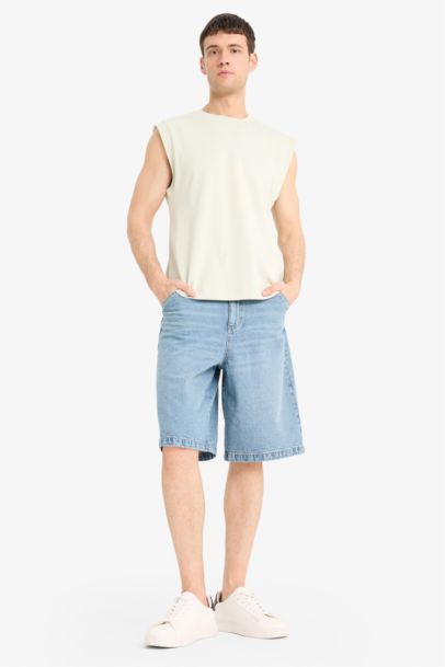 Boxy Fit Printed Crew Neck Sleeveless Tank Top