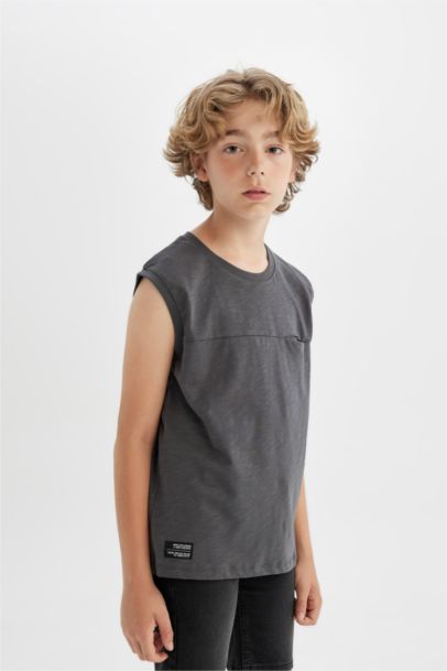 Boy Boy Crew Neck Sleeveless T-Shirt