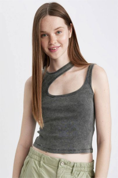 Fitted Dar Kalıp Asimetrik Yaka Fitilli Kaşkorse Atlet