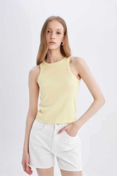 Slim Fit Camisole Halter Collar Tank Top