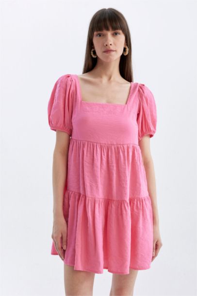 فستان ميدي نص ردن بيبي دول وياخة مربعة