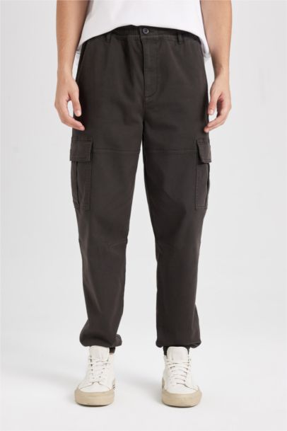 Regular Fit Jogger Cargo Pants
