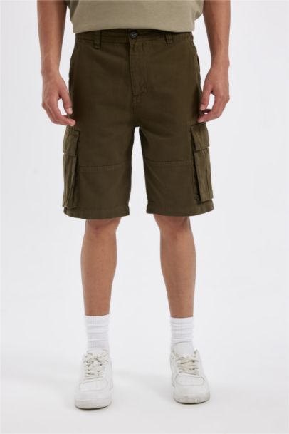 Cargo Fit Gabardine Regular Hem Bermuda