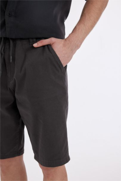 Regular Fit Gabardine Regular Hem Bermuda