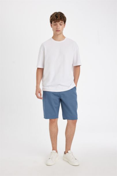 شورت قصة عادية بساق مستقيمة