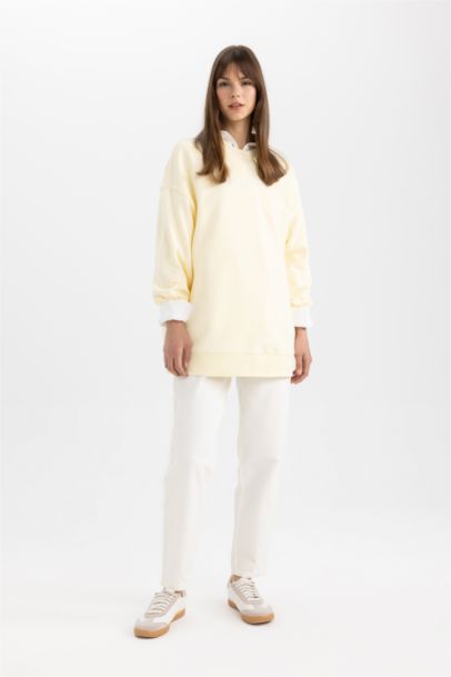 سويت تونيك قماش سميك قصة عادية برقبة مستديرة ببطانة ناعمة