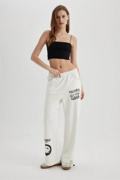SmileyWorld Wide Leg Printed Pocket Lace-up Sweatpants
