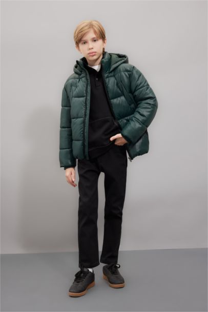 Su Geçirmez Kapüşonlu Fermuarlı Cepli Şişme Mont Erkek Çocuk