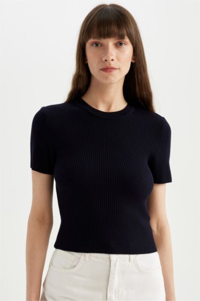Pull en tricot bleu marine à manches courtes et col rond pour Femme