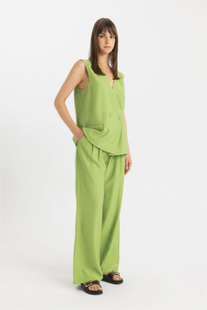 بنطلون وايد ليج برجل واسع