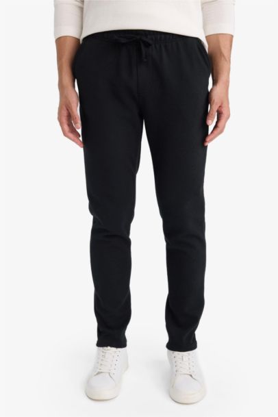 Regular Fıt Düz Paça Pantolon