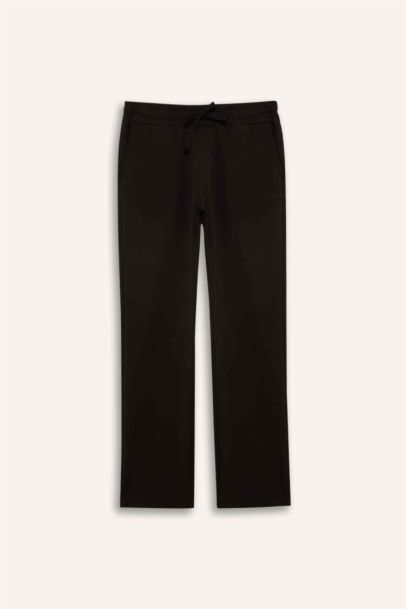 بنطلون قصة عادية وورجل عادية