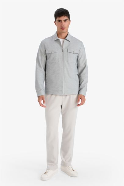 بنطرون قصة عادية ورجل ضيق