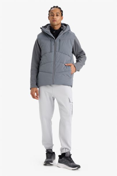 Veste imperméable à capuche zippée Coupe régulière DeFactoFit