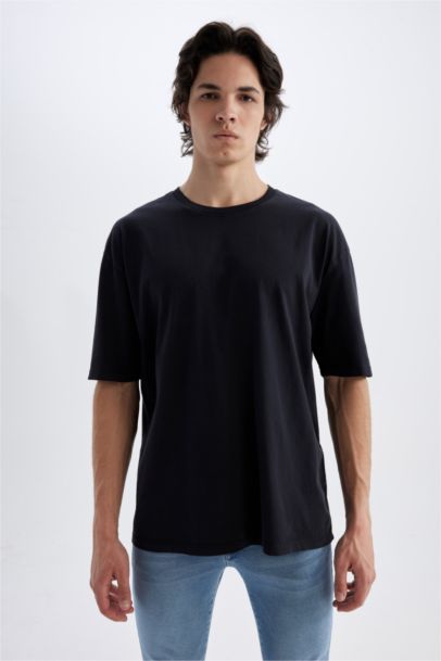 Oversize Fit Crew Neck Short Sleeve T-Shirt