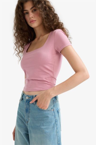 Fitted U Yaka Basic Düz Kısa Kollu Tişört