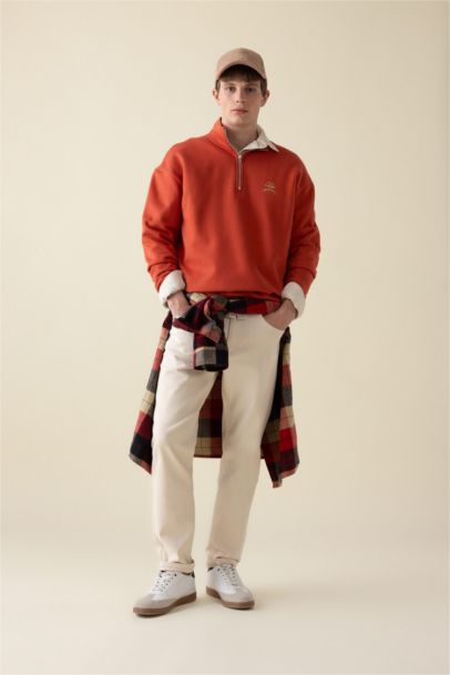 Comfort Regular Fit Rahat Kalıp Fermuarlı Dik Yaka Baskılı Sweatshirt