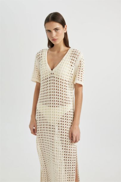 Fall in Love V-Neck Short Sleeve Knitted Knitted Beach Dress