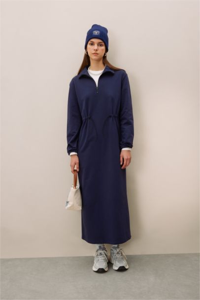 Robe longue à Manches Longues en Tissu Sweat Fin