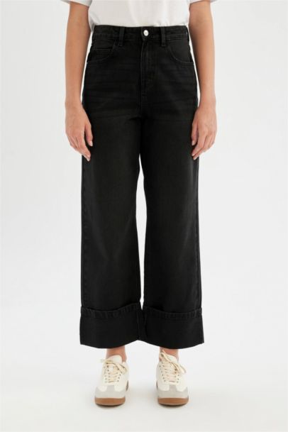 Relax Fit High Waist Ankle Length Jeans